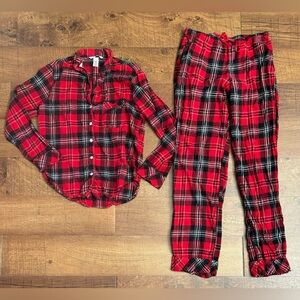 Victoria’s Secret 2 two piece plaid pajamas Sz XS extra small